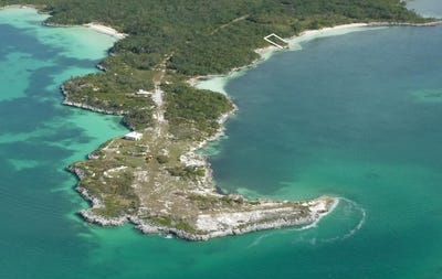 /international/bs/lot-25-cistern-cay-berry-islands-berry-islands-310103729506/