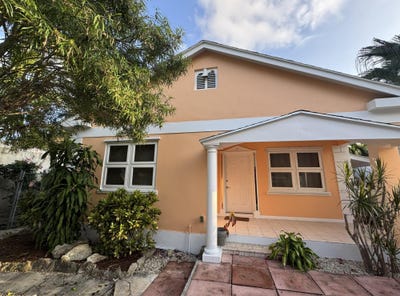 /international/bs/lofty-twig-new-providence-paradise-island-new-providence-paradise-island-310108005122/