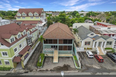 /international/bs/81-east-bay-street-new-providence-paradise-island-310095317445/?lang=en