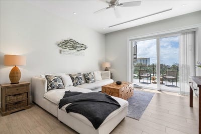 /international/bs/3mjp-c8m-paradise-island-dr-nassau-the-bahamas-nassau-new-providence-310108323016/