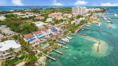 /international/bs/san-marino-condo-unit-1-new-providence-paradise-island-310100102817/