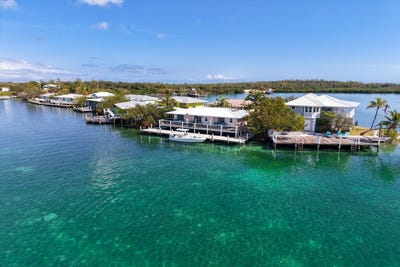 /international/bs/coral-bay-villa-abaco-central-abaco-310106135997/