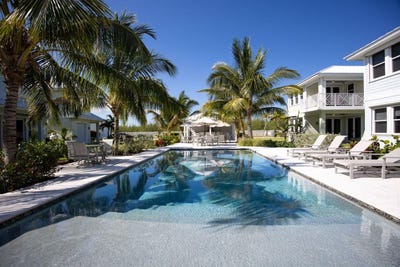 /international/bs/palm-bay-8-abaco-central-abaco-310107247782/