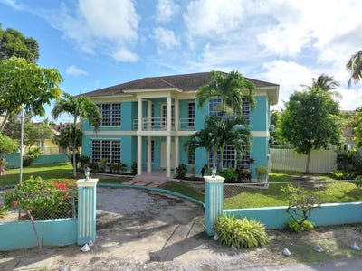 /international/bs/140-westward-villas-home-new-providence-paradise-island-310100282706/