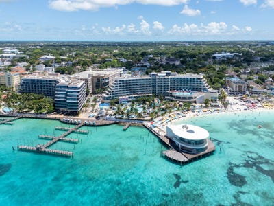 /international/bs/one-particular-harbour-unit-602-611-new-providence-paradise-island-new-providence-paradise-island-310102270102/