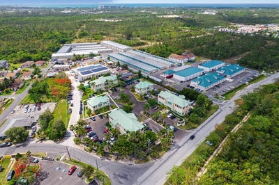 /international/bs/3-western-road-new-providence-paradise-island-new-providence-paradise-island-310108484934/