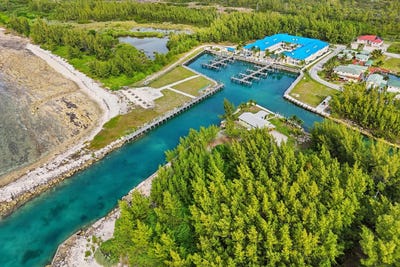 /international/bs/blue-marlin-cove-resort-grand-bahama-freeport-grand-bahama-freeport-310105205017/