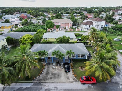 /international/bs/56-star-estates-56-na-prince-charles-drive-new-providence-310103025181/