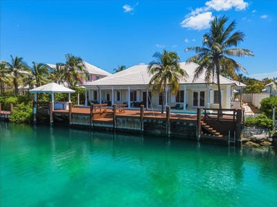 /international/bs/3-beach-island-new-providence-paradise-island-new-providence-paradise-island-310106940317/
