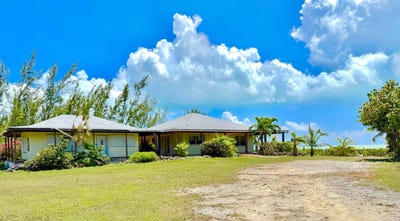 /international/bs/petty-s-waterfront-home-long-island-long-island-310107424928/