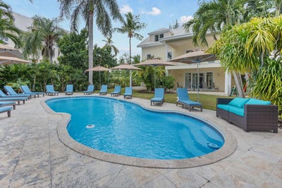 /international/bs/harbour-drive-new-providence-paradise-island-new-providence-paradise-island-310107296997/