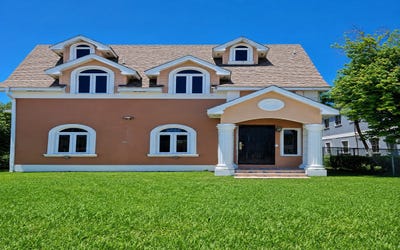 /international/bs/poets-drive-west-bay-new-providence-paradise-island-new-providence-paradise-island-310108486354/