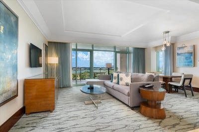 /international/bs/paradise-island-drive-nassau-new-providence-310098606996/