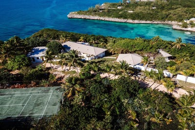 /international/bs/artist-colony-eleuthera-north-eleuthera-310107271534/