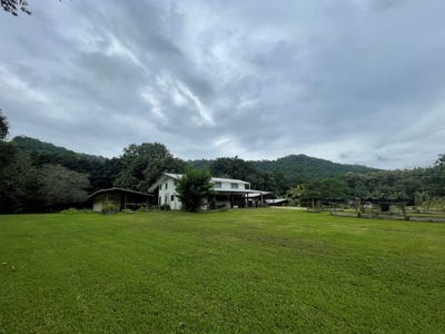 /international/bz/43ff-6q-cayo-district-cayo-district-310108180809/