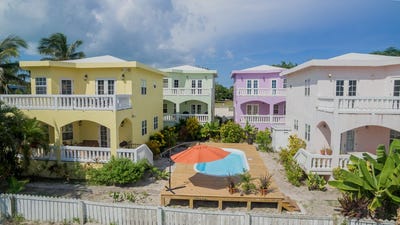 /international/bz/4-lakeside-villas-mullet-street-ambergris-caye-belize-city-310105833377/