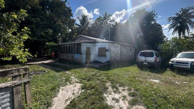 /international/bz/carmelita-village-orange-walk-district-carmelita-orange-walk-district-carmelita-orange-walk-district-310106465049/