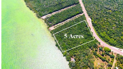 /international/bz/8mh5-jq-corozal-district-corozal-district-310107739253/