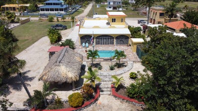 /international/bz/47-consejo-beach-trail-consejo-corozal-district-310107562097/