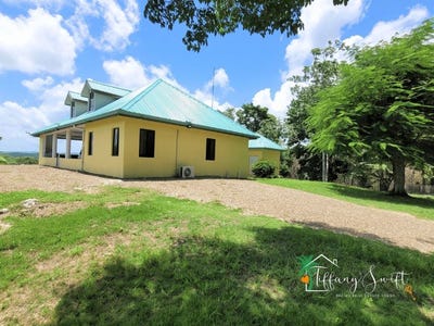 /international/bz/-4216-homestead-4-5-acres-with-three-homes-near-the-mayan-mountains-in-western-belize-san-ignacio-cayo-district-san-ignacio-cayo-district-120093667236/
