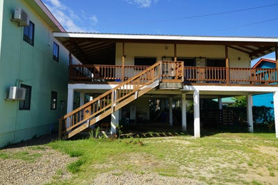 /international/bz/thunderbird-road-placencia-stann-creek-district-120092385263/