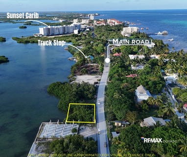 /international/bz/main-road-in-north-san-pedro-ambergris-caye-ambergris-caye-ambergris-caye-belize-city-310107887362/