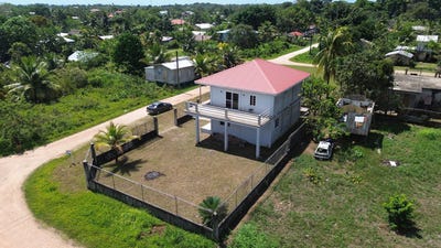 /international/bz/sun-flower-street-corner-punta-gorda-toledo-district-punta-gorda-toledo-district-310107498223/