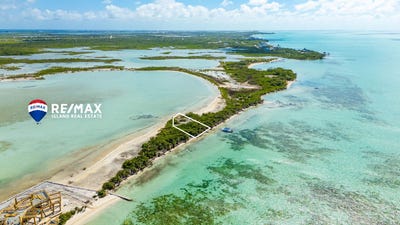 /international/bz/secret-beach-ambergris-caye-belize-ambergris-caye-ambergris-caye-ambergris-caye-belize-city-310108087664/