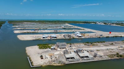 /international/bz/lot-239-in-phase-2-mahogany-bay-san-pedro-ambergris-caye-san-pedro-belize-district-310096730398/