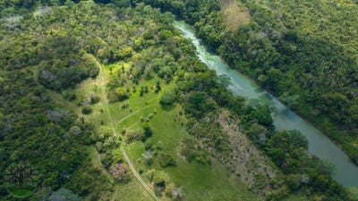 /international/bz/young-gal-road-teakettle-cayo-district-310106412578/