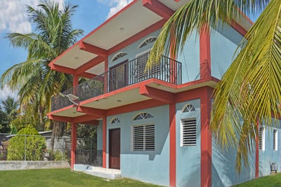 /international/bz/ranchito-ranchito-corozal-district-ranchito-corozal-district-310106490678/