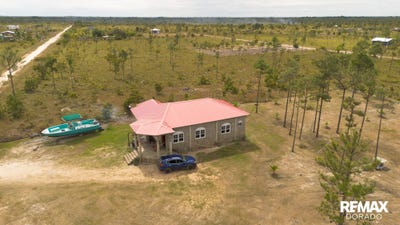 /international/bz/independence-village-mile-from-highway-independence-stann-creek-district-independence-stann-creek-district-310105009846/