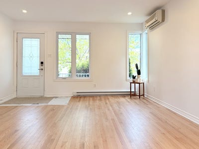 /international/ca/715-rue-pie-xii-vaudreuil-dorion-quebec-310108000212/