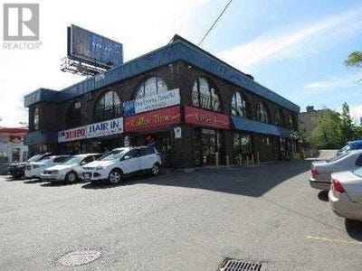 /international/ca/1575-lawrence-ave-w-toronto-ontario-310106163083/