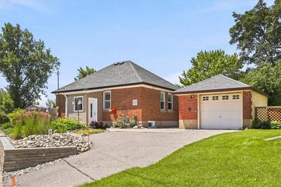 /international/ca/100-stirling-avenue-s-kitchener-ontario-310109045883/
