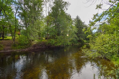 /international/ca/164-ch-de-la-pinede-amherst-qc-j0t2l0-ca-amherst-quebec-310101444146/?lang=zh-tw