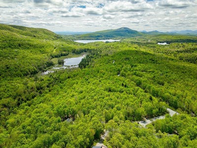 /international/ca/12-place-de-la-reserve-eastman-quebec-310099808207/