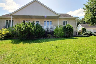 /international/ca/2300-rue-burma-jonquiere-qc-g7s5r6-ca-jonquiere-quebec-310101161221/?lang=zh-cn