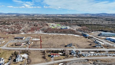 /international/ca/boul-ste-anne-rimouski-quebec-310107702781/