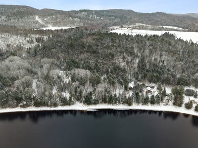 /international/ca/37-ch-farrell-la-peche-quebec-310104189579/