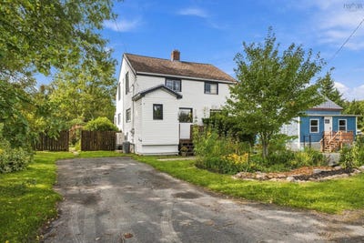 /international/ca/1556-st-margarets-bay-road-lakeside-nova-scotia-310120009214/
