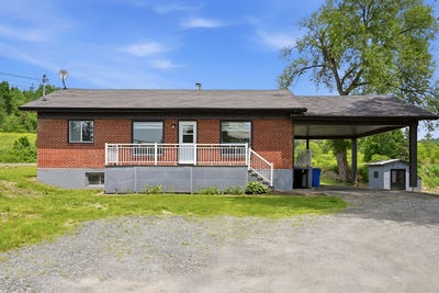 /international/ca/1797-route-173-s-saint-joseph-de-beauce-quebec-310108785420/