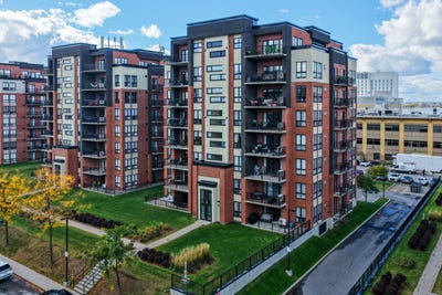 /international/ca/1085-rue-yves-blais-lachenaie-quebec-310120594232/