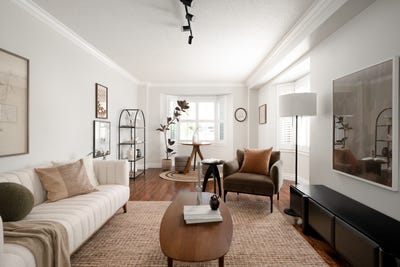 /international/ca/157-delbert-cir-whitchurch-stouffville-on-l4a-0y6-canada-whitchurch-stouffville-ontario-310108563394/