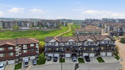 /international/ca/445-sage-hill-grove-nw-calgary-alberta-310109201051/