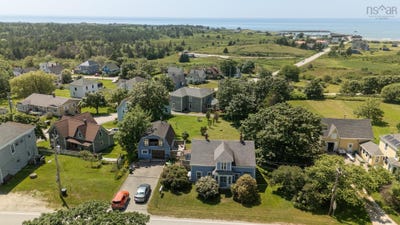 /international/ca/3213-highway-1-port-maitland-nova-scotia-310100790940/?lang=zh-tw