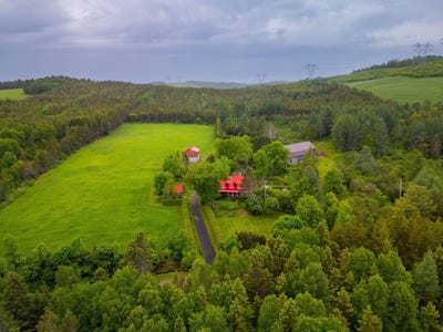 /international/ca/205-rg-st-joseph-la-malbaie-quebec-310109076960/