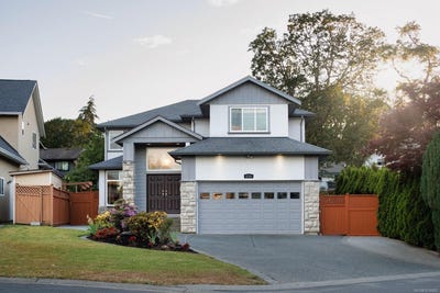 /international/ca/4240-oakview-pl-saanich-british-columbia-310108559959/