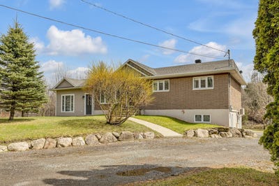 /international/ca/3528-route-des-rivieres-les-chutes-de-la-chaudiere-ouest-quebec-310108305516/