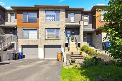 /international/ca/595-rue-du-moissonneur-la-prairie-quebec-310108808226/